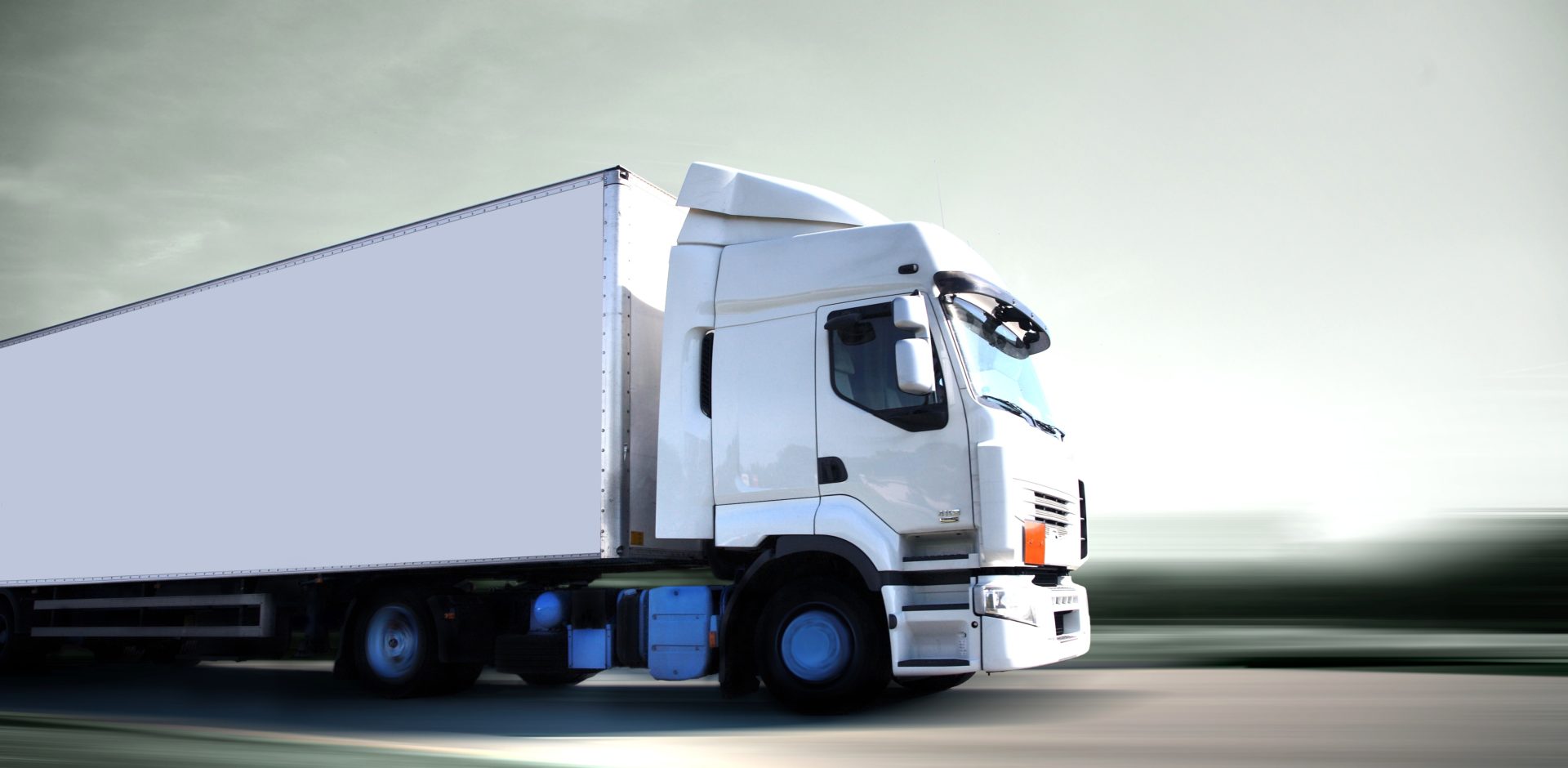 SPECIALISTÉ NA NEBEZPEČNÉ ZÁSILKY